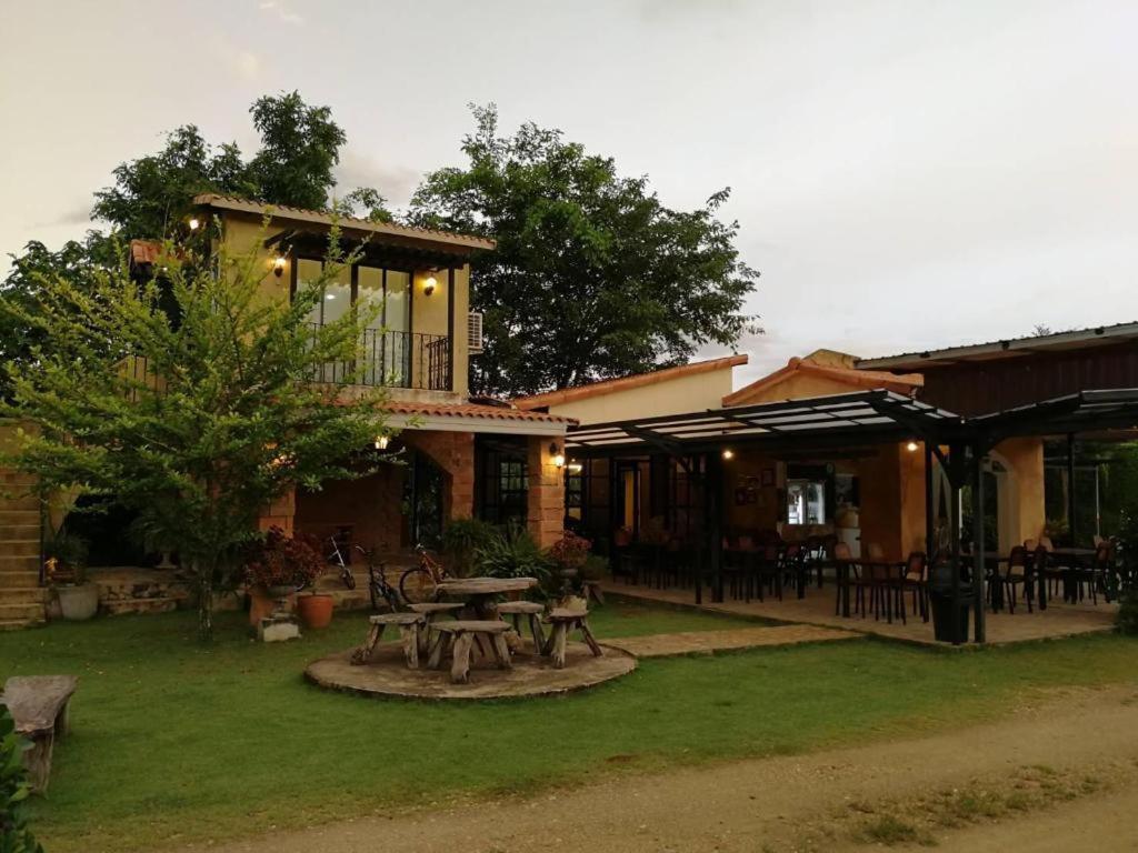 סואן פונג Villa Tuscany Country Resort מראה חיצוני תמונה